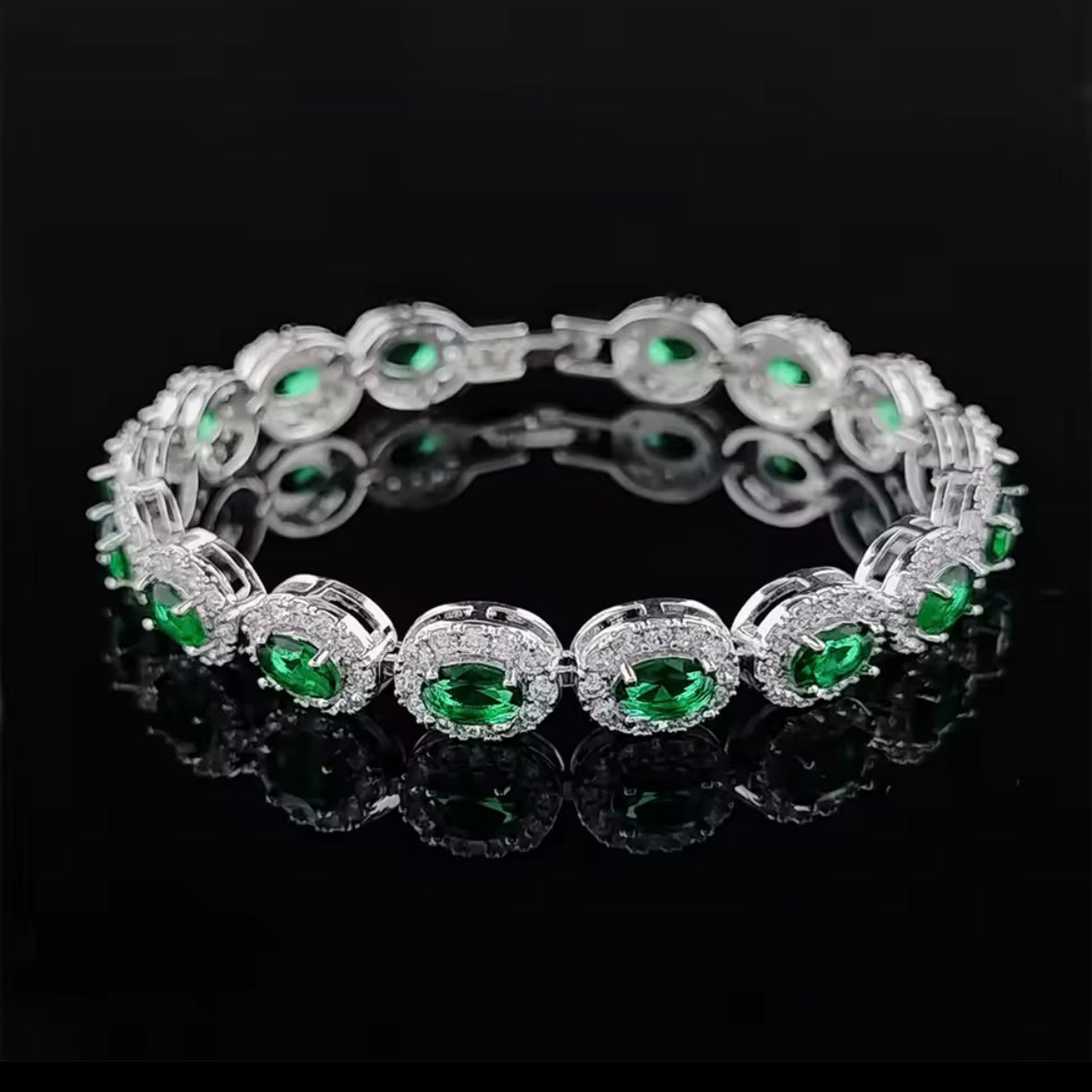 Emerald Glow Bracelet